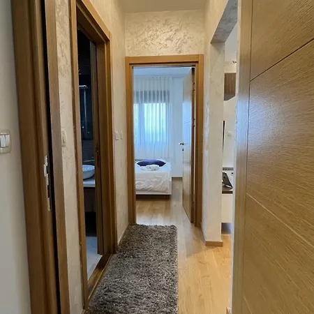 Apartment Xenia *